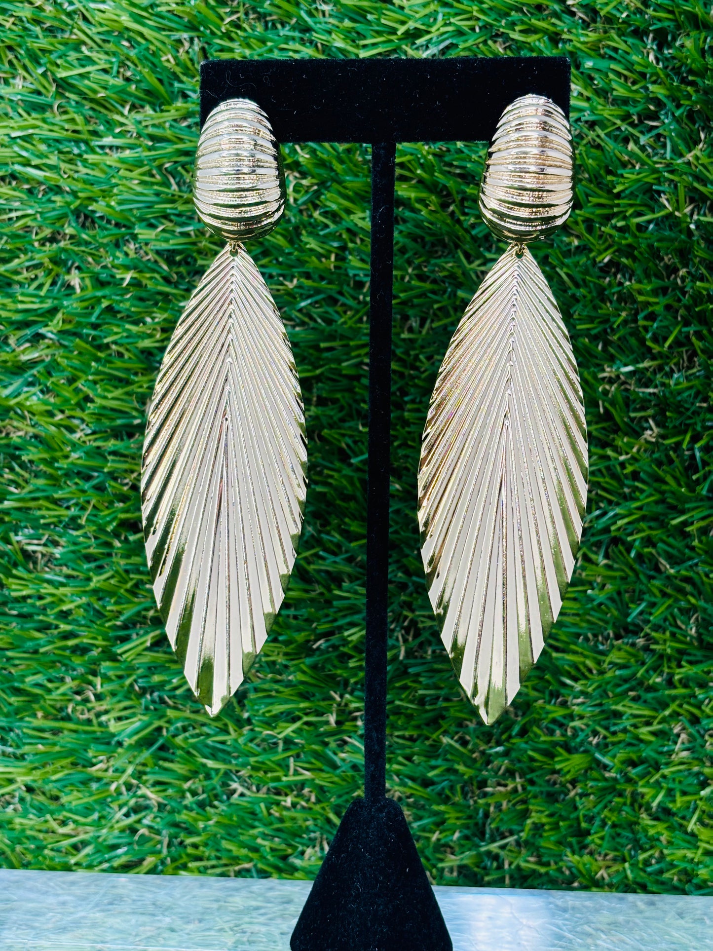 Metal Feather Drop Earrings